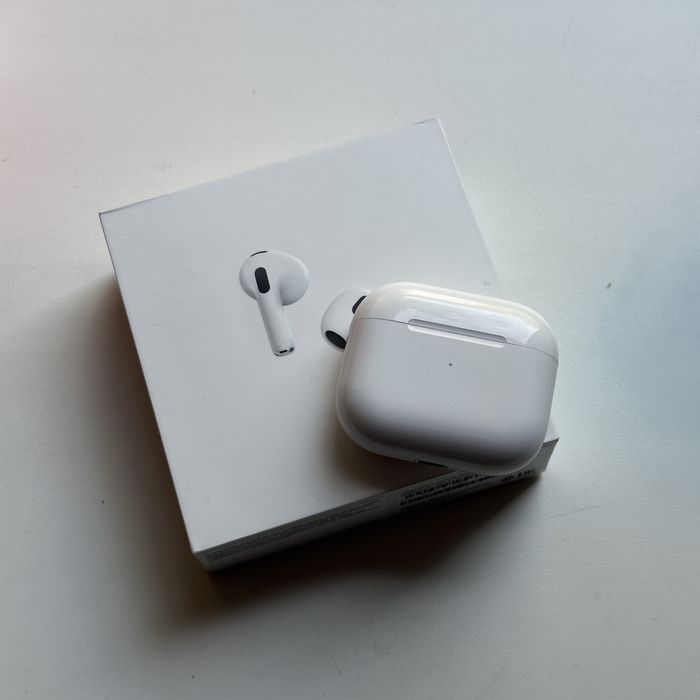 Оригинал AirPods 3