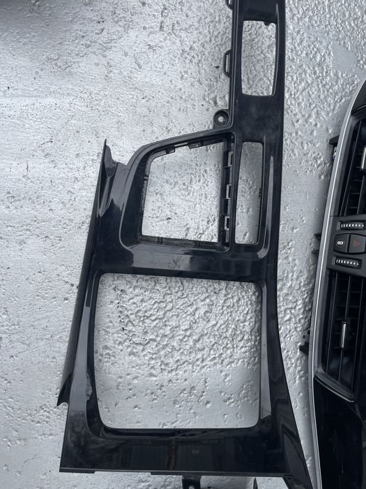 Интериорни лайстни БМВ Х1, Ф48 (laistni bmw x1, f48)