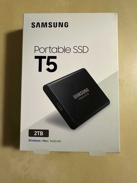 Чисто Нов Запечатан 2TB Samsung Portable SSD T5 mSATA SSD 2.5 2TB USB 3.1 (MU-PA2T0B)