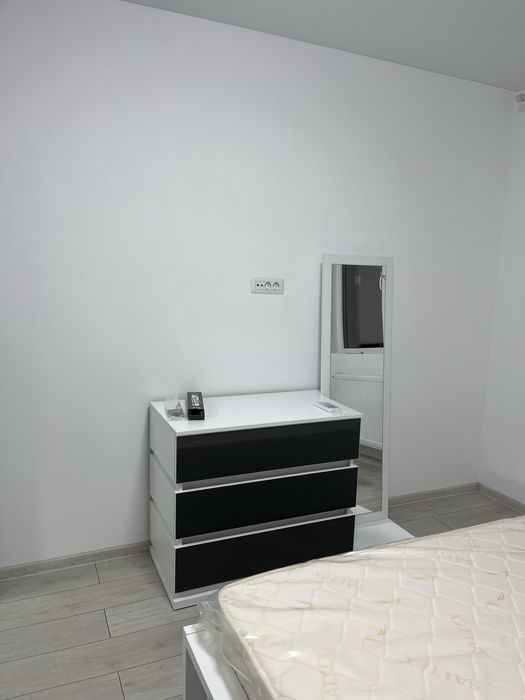 Inchiriez apartament 2 camere