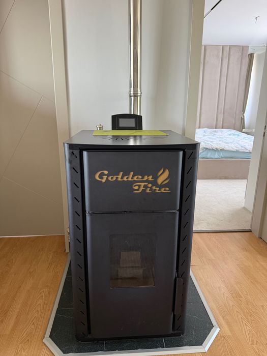 Пелетна камина Golden Fire 21 kW с водна риза – напълно изправна