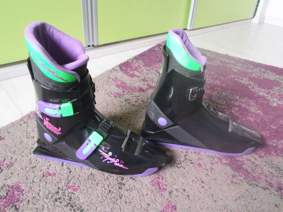 Sled Dogs,snowskates