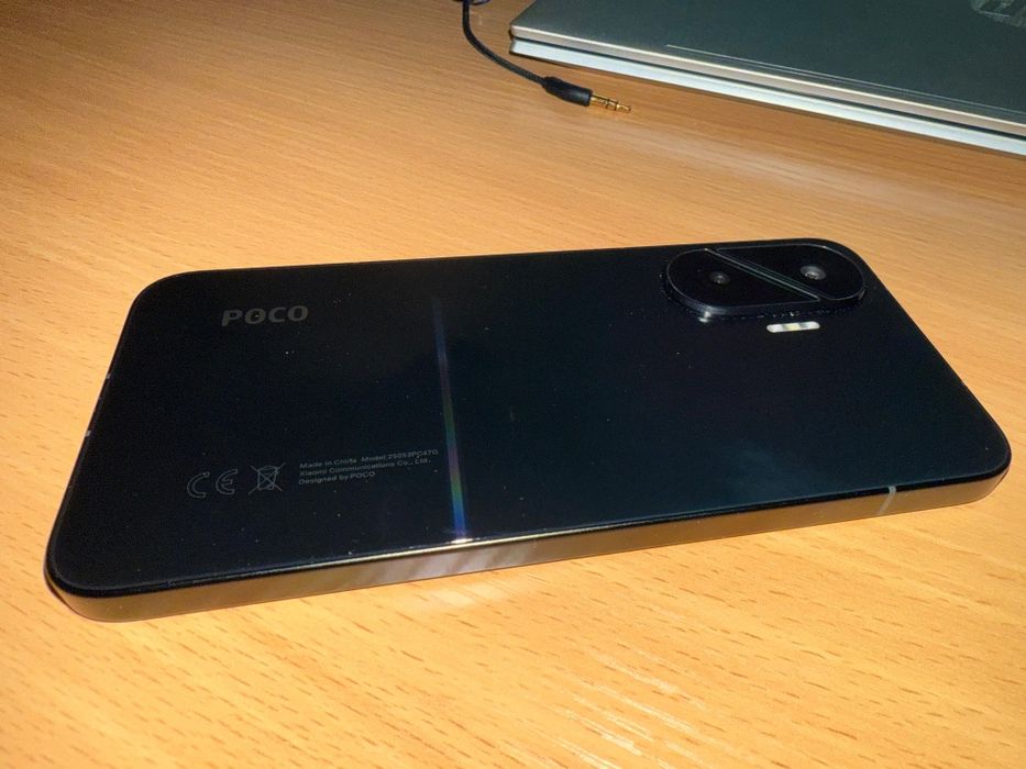 Продам Poco F7 (12/512)