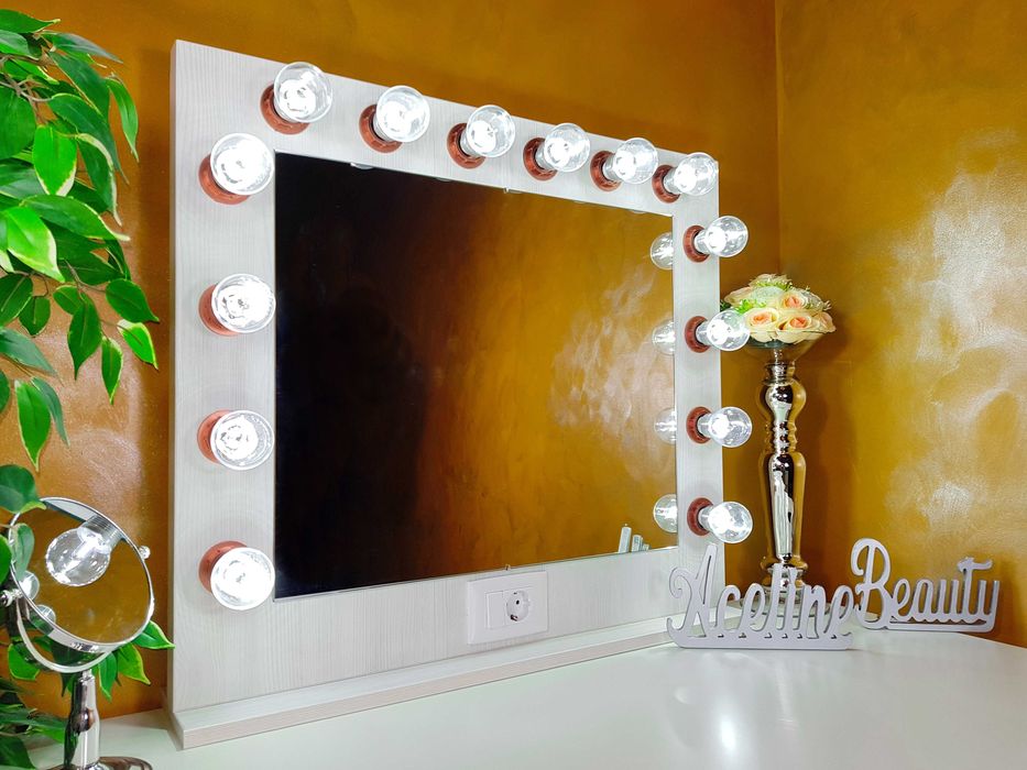 Oglinda HOLLYWOOD salon, machiaj, makeup, make up, infrumusetare