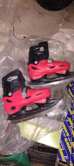 Зимни кънки за лед