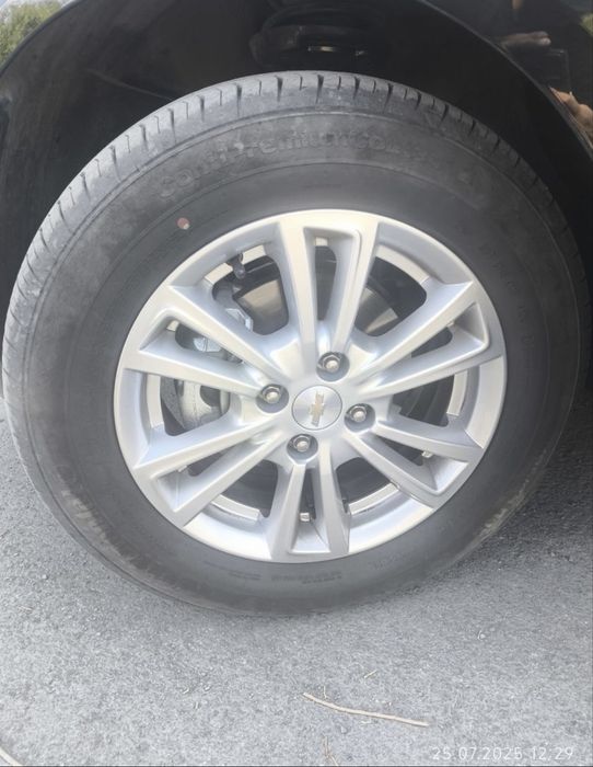 Кобальт оригинал литые диски 15 с летней резиной 195/65 15 Continental