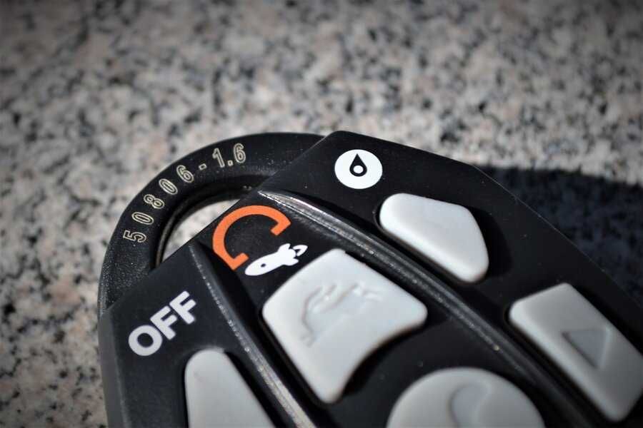 Електрически двигател Haswing Cayman 55 lbs. GPS 12V Gen 1.6