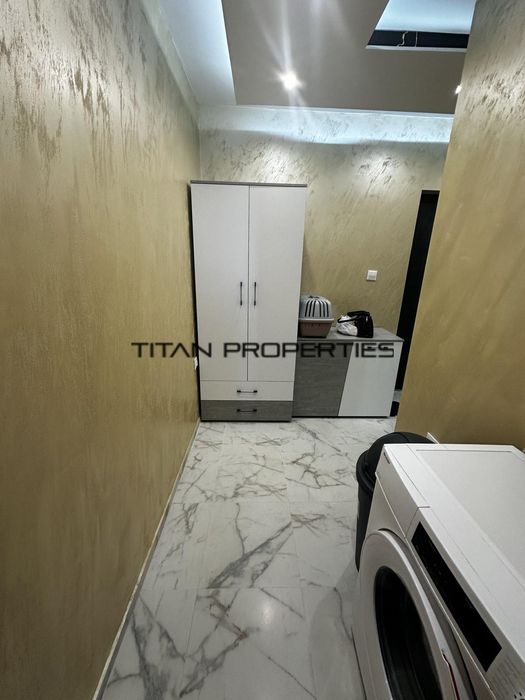 Продава се Двустаен апартамент в Бургас, Долно Езерово - 52 кв.м за 18084 €/кв.м - Снимка #4