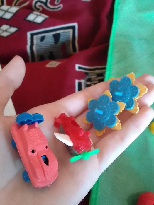 Игрушки из Киндер от 100 тенге до 300тг