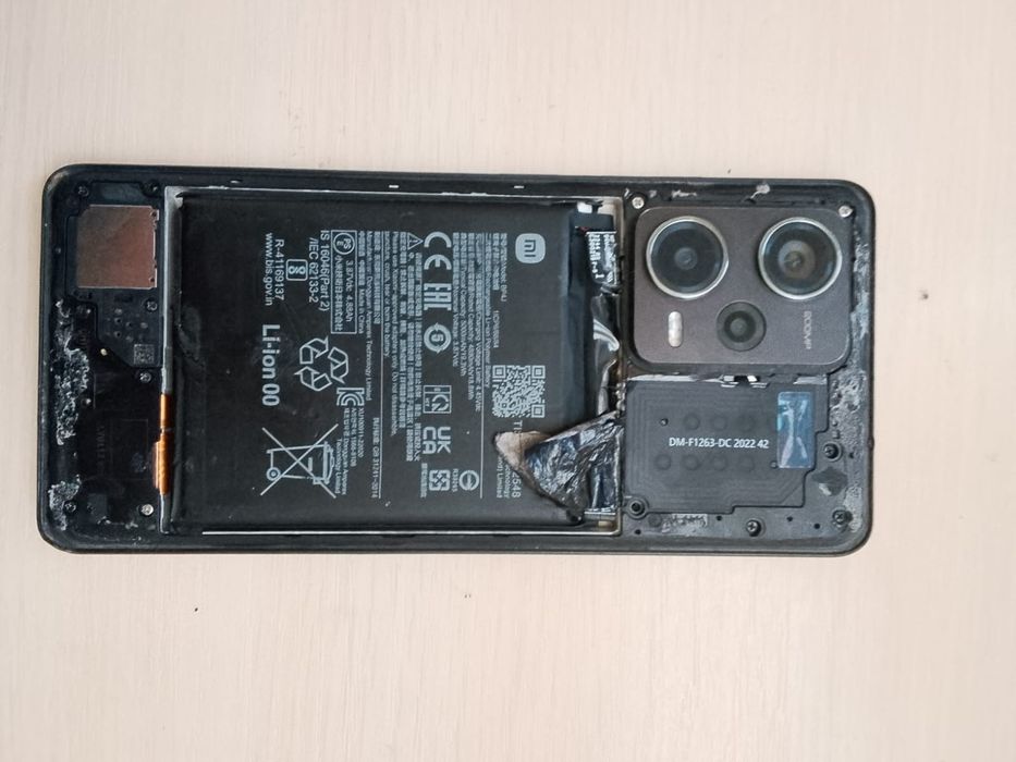 продам- Redmi Note 12 Pro+ 5G