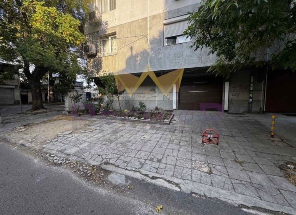 Дава се под наем Гараж / Паркомясто в Варна, Лятно кино Тракия - 19 кв.м за 163.2 € - Снимка #5