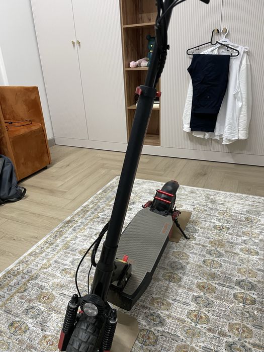 Продам электро самокат kukirin m4 pro