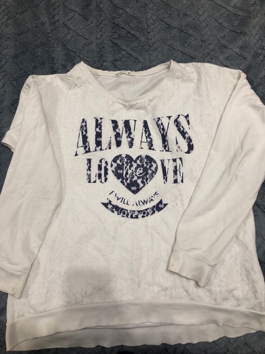 все вещи отдам по приемлимой цене йены начинаются от 50-100 тыс