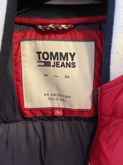 Jacheta Tommy Hilfiger mărimea L