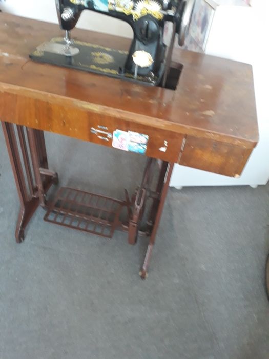 Шевна крачна машина