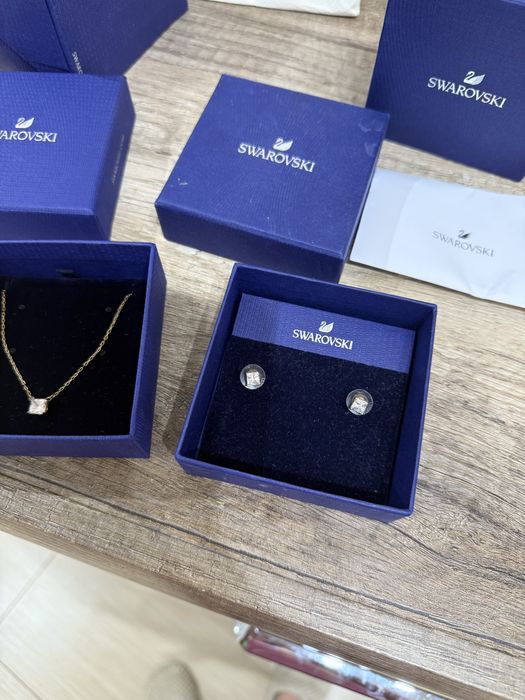 Обици swarovski колие