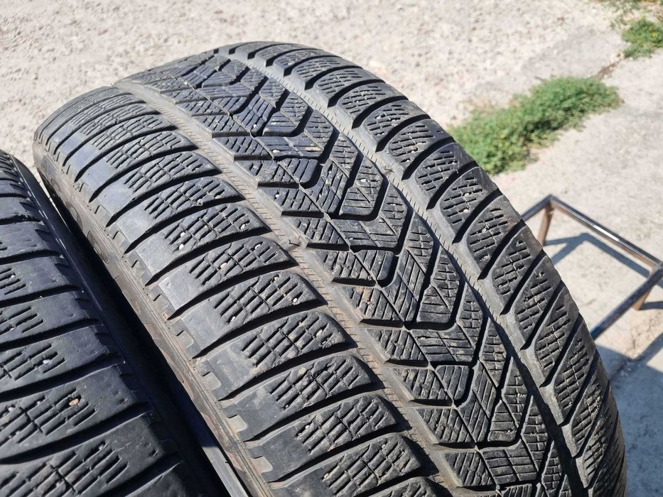 2 Anvelope Iarna 275/40 R22  PIRELLI Scorpion Winter Runflat