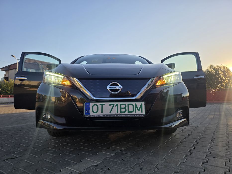Nissan Leaf ZE1 40 kWh • 150 CP • 114.843 km • Cameră 360° • 2 chei