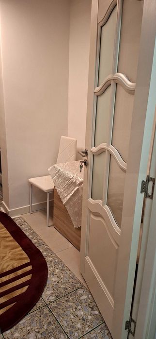 Închiriez apartament 2 cam.Loc.Roman.Sunt proprietar.