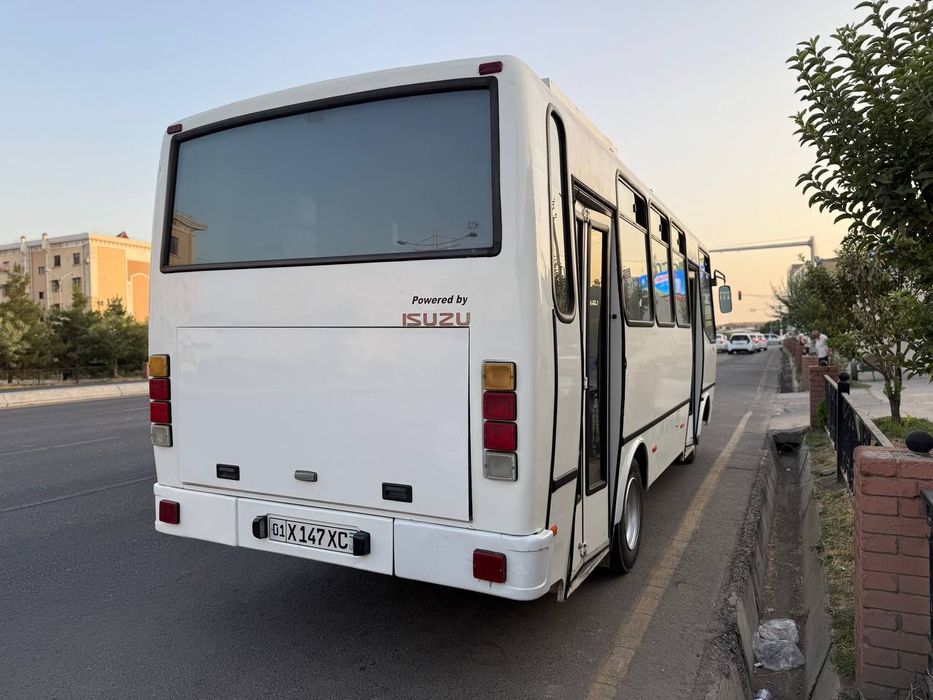 Avtobus sotiladi 2016