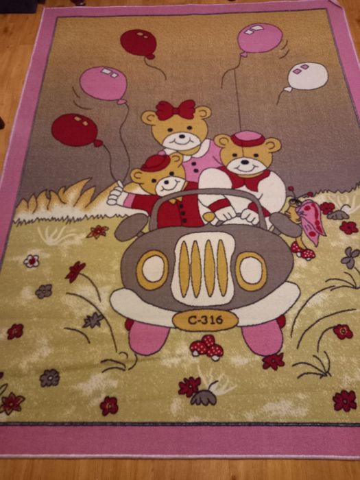 Килим с детски мотив