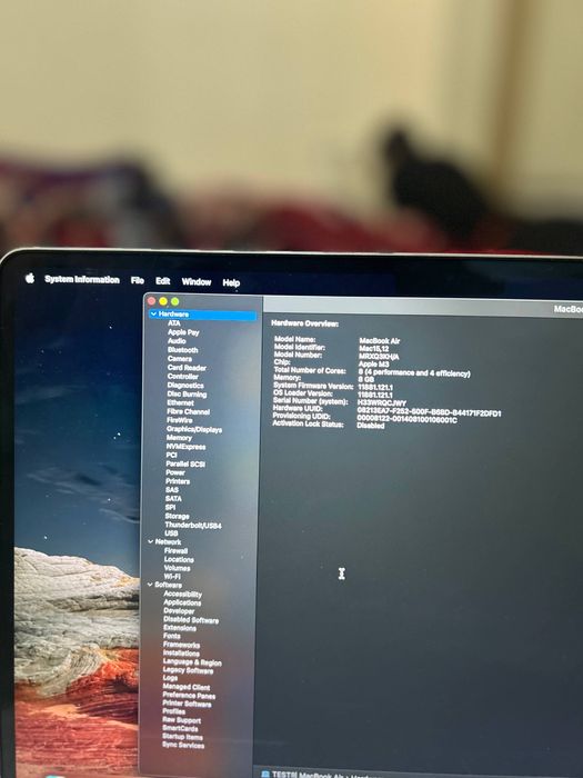 MacBook air m3 8gb 256gb 100 yomkust 13.6 dyum silver aybi yoq 2 oy ol