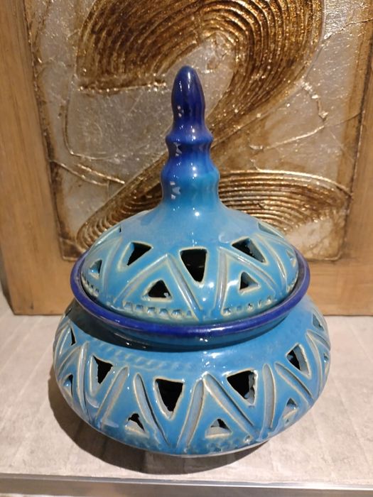 Старинен керамичен свещник от Тунис