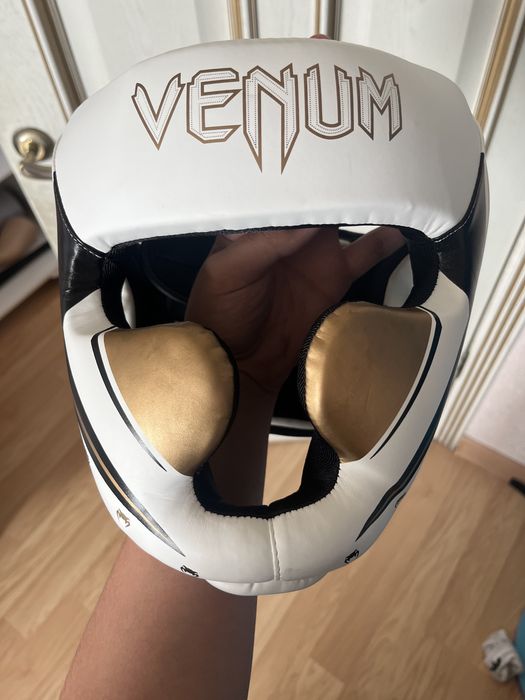 Шлем Venom боксерские