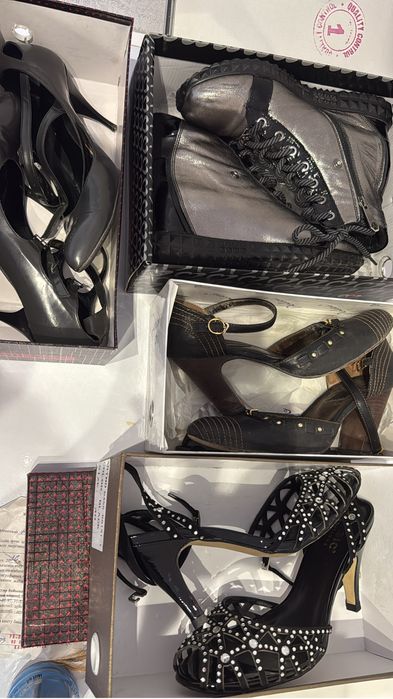 Продам все обувь за  10 тыс