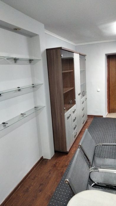 Аренда офиса в центре  кабинет