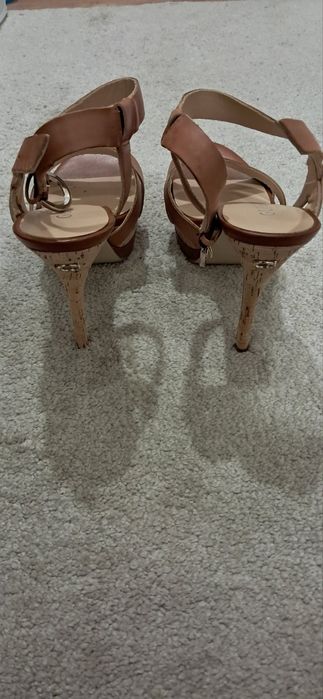 Дамски токчета Guess