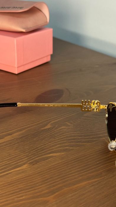 Ochelari de soare Miu Miu