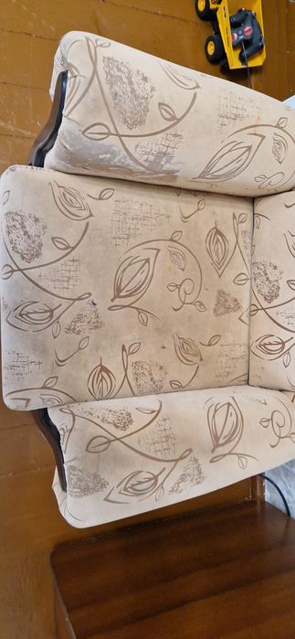 Отдам Кресло  БЕСПЛАТНО