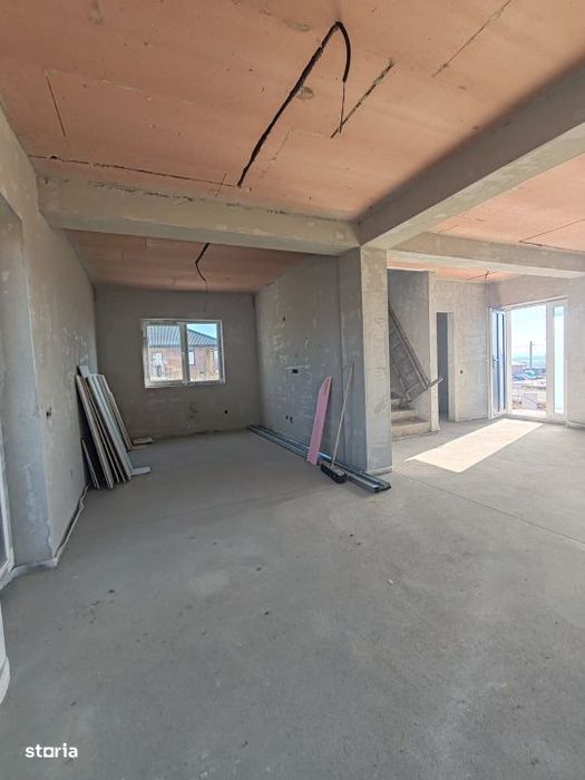 Casa noua, design modern, teren 500 mp – liniste aproape de Baia Mar