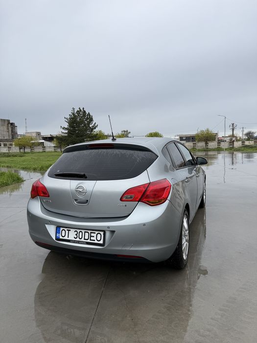 Opel Astra J CDTI