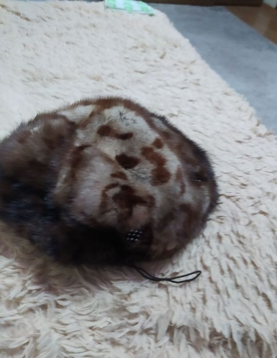 Берет из норки б/у