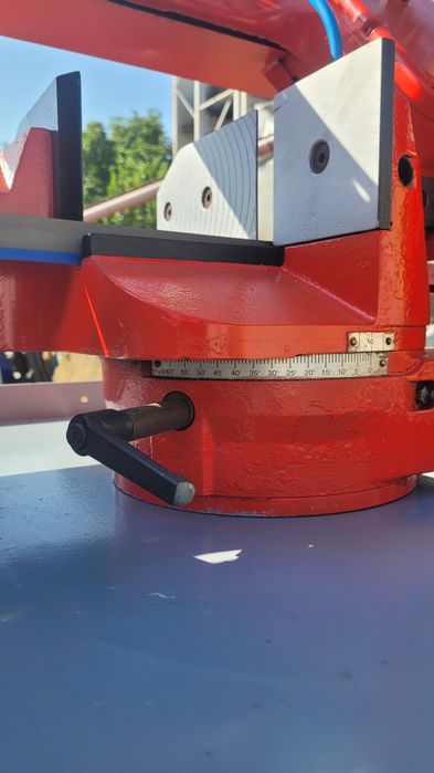 fierastrau banda masina taiat profile fier debitat teava otel