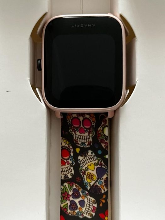 Продам смарт часы Amazfit Bip U