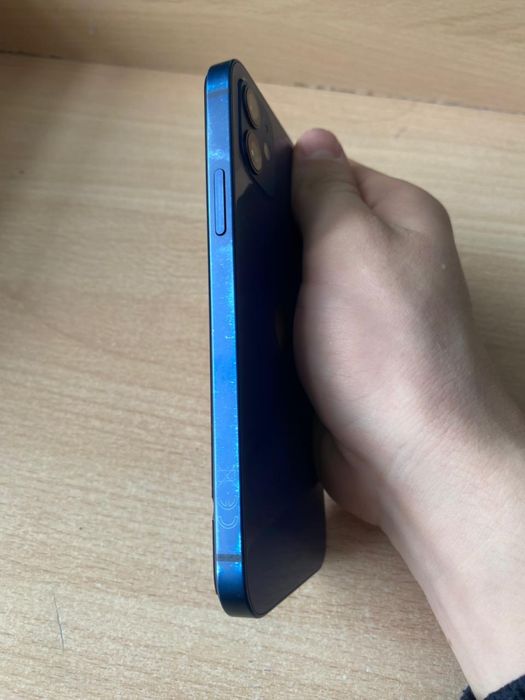 iPhone 12,описание