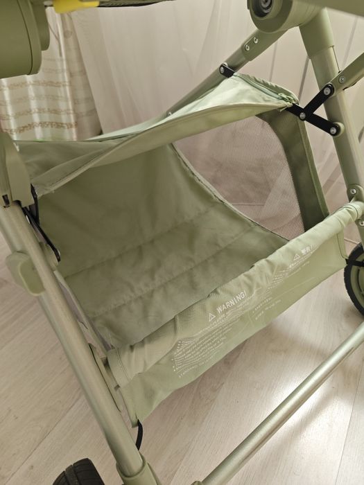 Коляска прогулочная