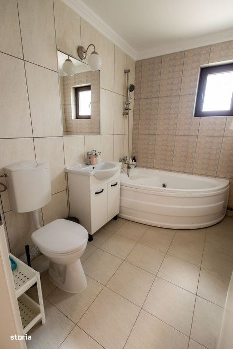 Apartament cu doua camere, mobilat si utilat, parcare inclusa, Florest