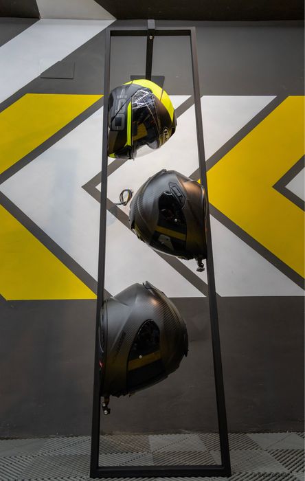 Cuier echipament moto Ducati Suzuki BMW Yamaha LTM Alpinestars Furygan