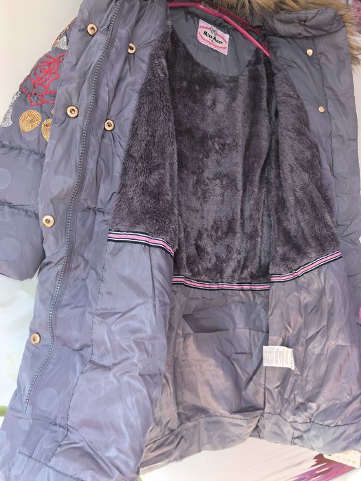 Ново дълго, дебело яке момиче 140