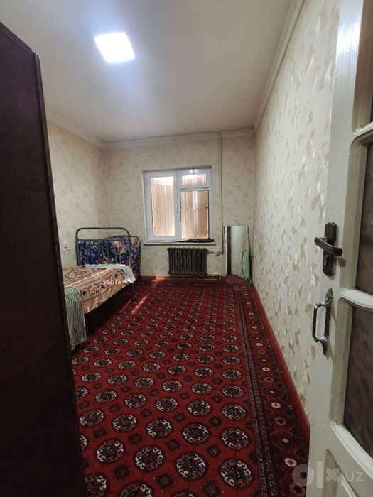 4 каватли домнинг 3 каватида 3 хонали квартира ижарага берилади