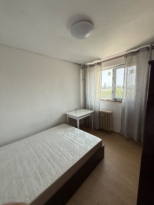 Apartament 3 camere decomandat - Șoseaua Colentina, vis-à-vis de Școala 39