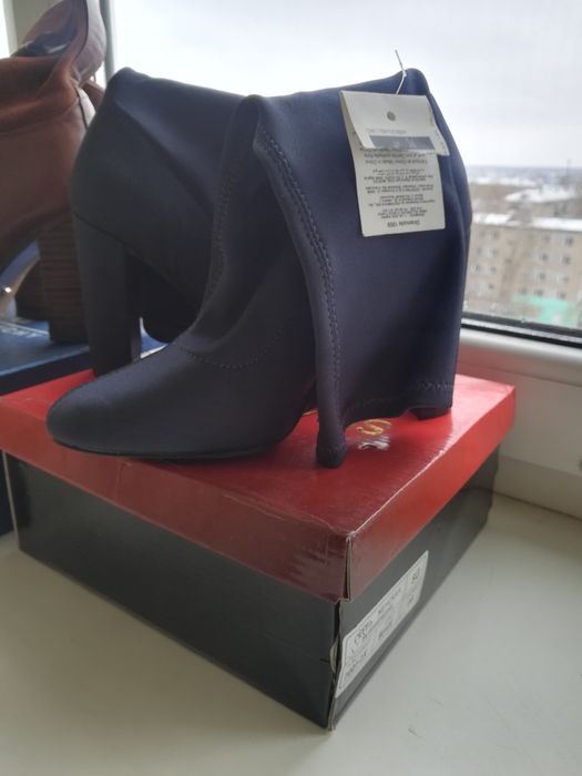 Продам сапоги чулки