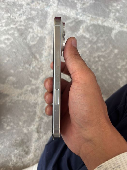 İphone 16 pro 128 гб белый