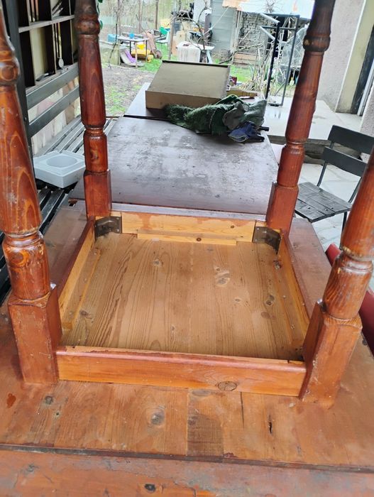 Дървени маси. Втора употреба.