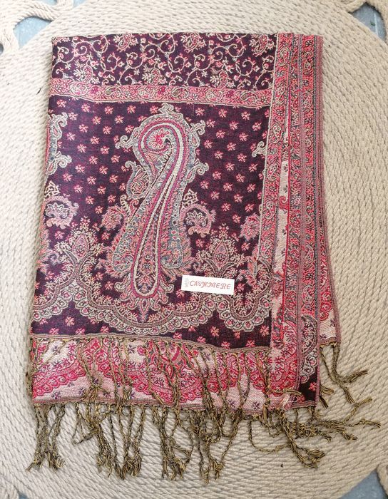 Кашмирени шалове