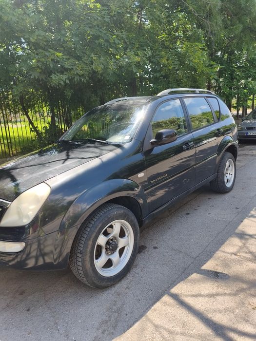 Джип Rexton 2,7 HDI